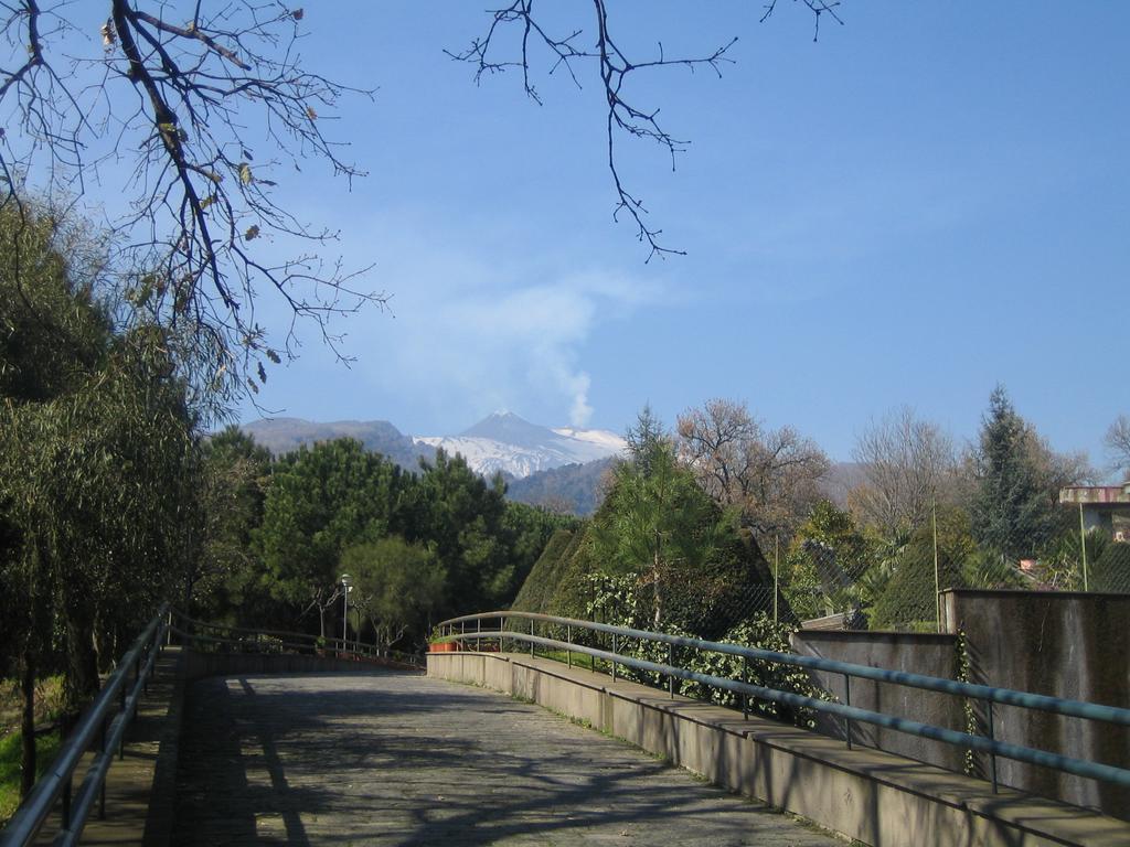 Villa Rosa Etna Apartments Zafferana Etnea Zewnętrze zdjęcie