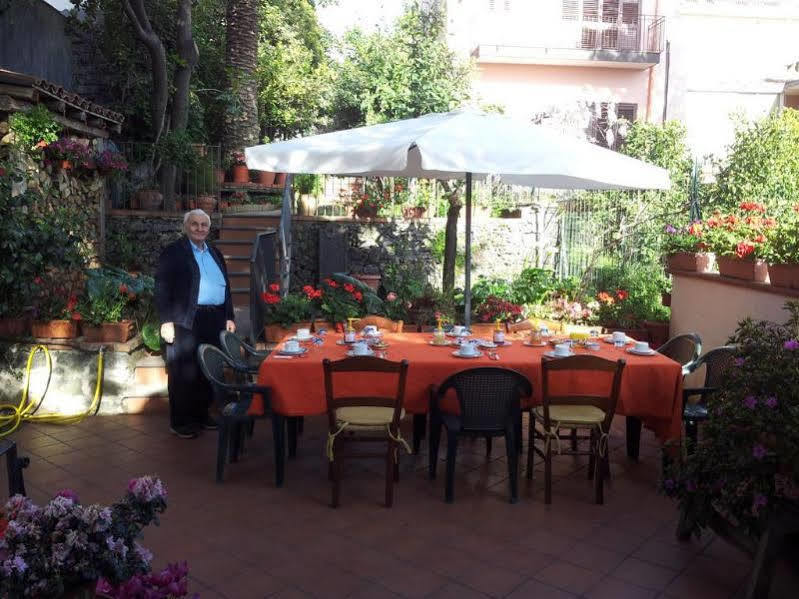Villa Rosa Etna Apartments Zafferana Etnea Zewnętrze zdjęcie